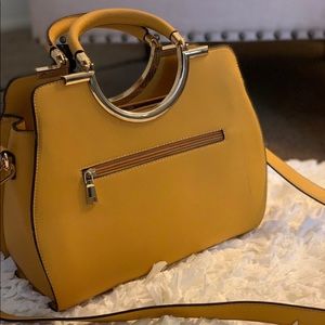 Brand New YELLOW HANDBAG HiEnd Designer quality FREE WALLET